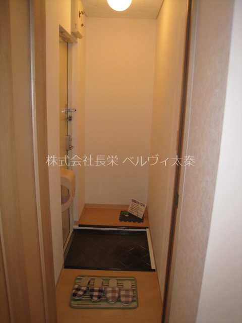 嵐山リバーサイドⅡ 玄関