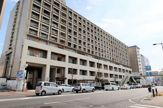 ホワイトスクエア 役所