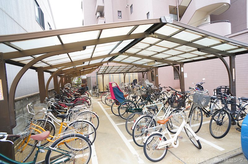 アセット西院 駐車場