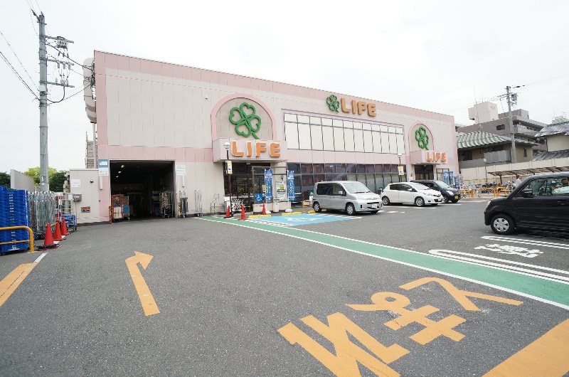 西京極ガーデンハイツ 駐車場