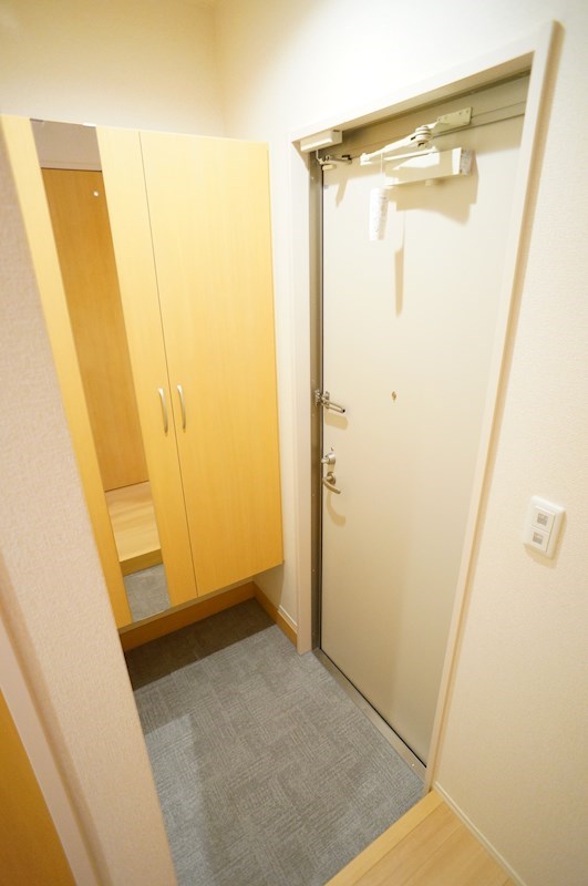 アグレアブル 玄関