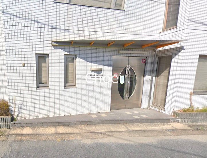 宇治市槇島町薗場テナント エントランス