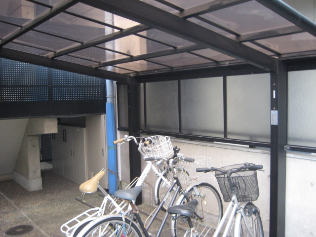 GRACE大宮通 駐車場