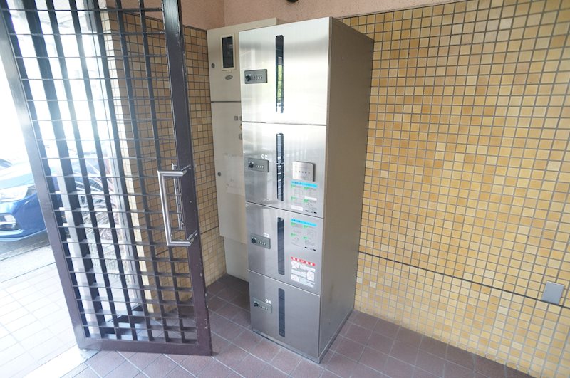 Bella vista 離宮桂東 エントランス
