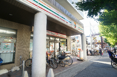 インベスト京都修学院 コンビニ