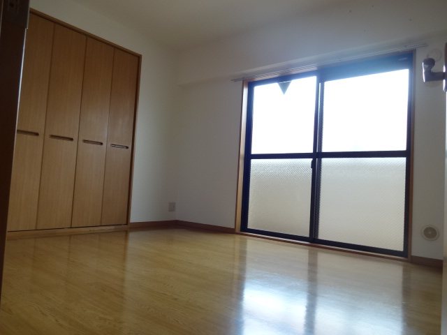 アグラード長岡京 ベッドルーム