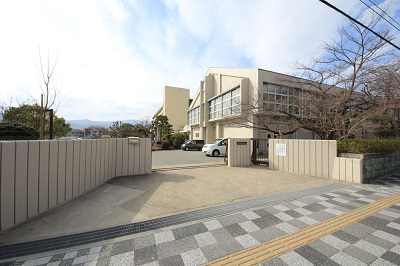 アグラード長岡京 小学校