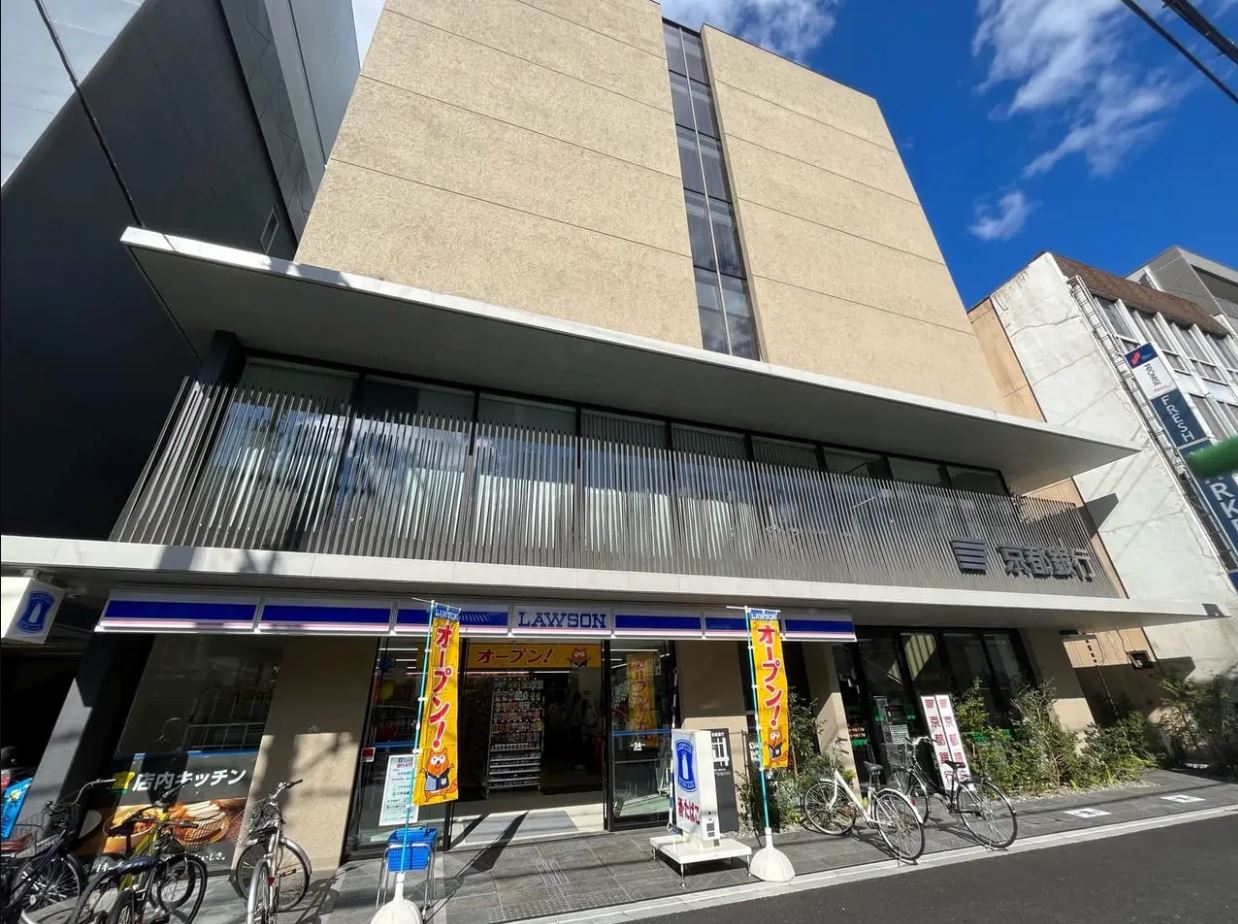 アライズ西院 コンビニ