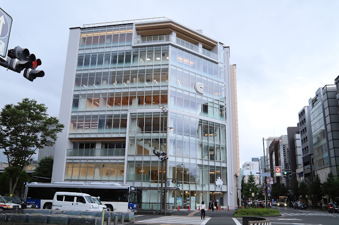 アムール京都仁王門 銀行