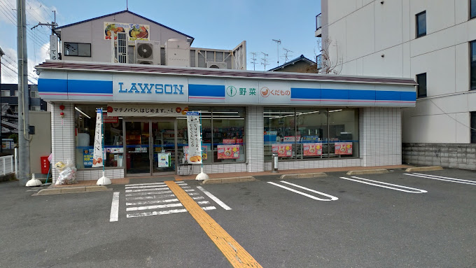 エステムコート京都西大路 コンビニ