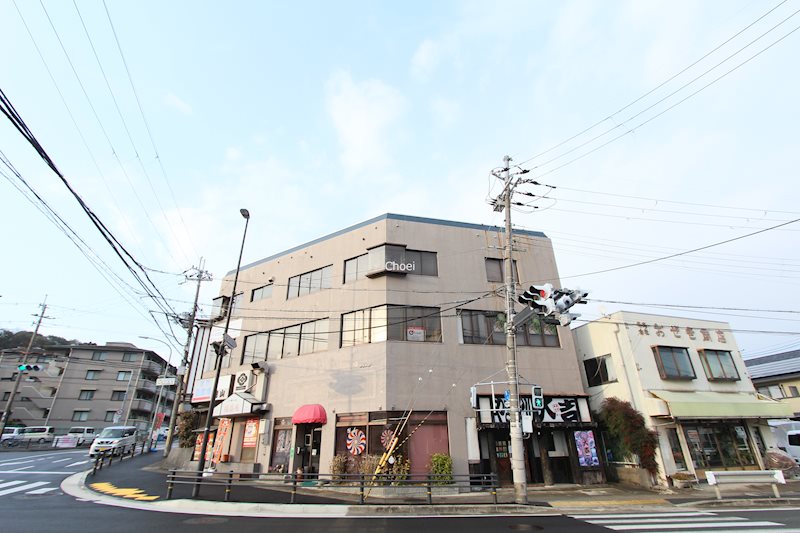 伴ビル 外観