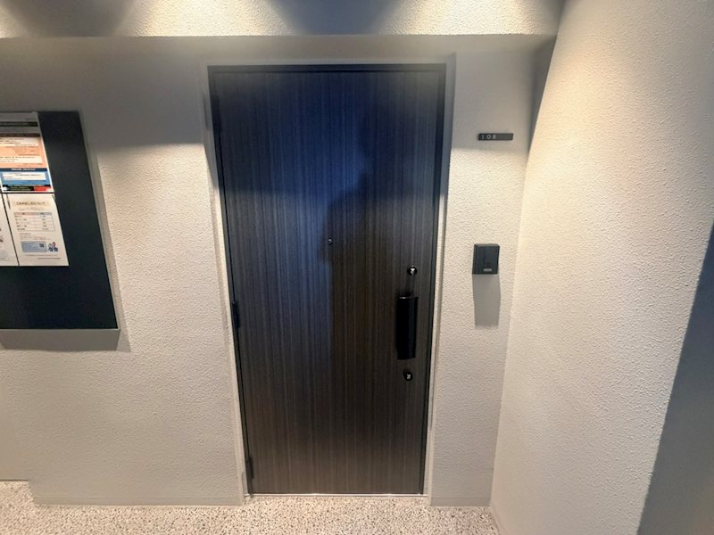 アルコバレーノ京都西京極 玄関