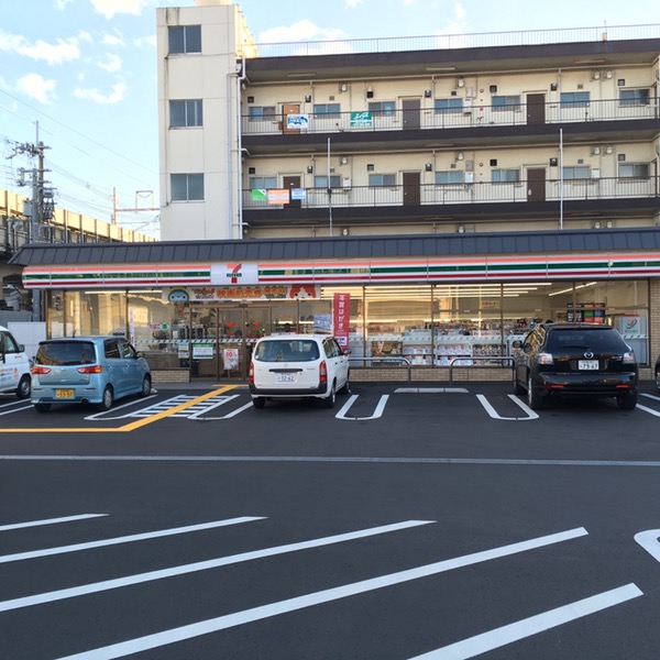 ARCA桂川 コンビニ