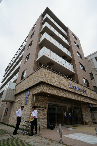 岡崎グランドハイツ 銀行