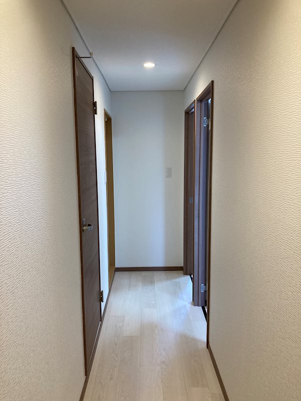 シャルレ2番館 玄関