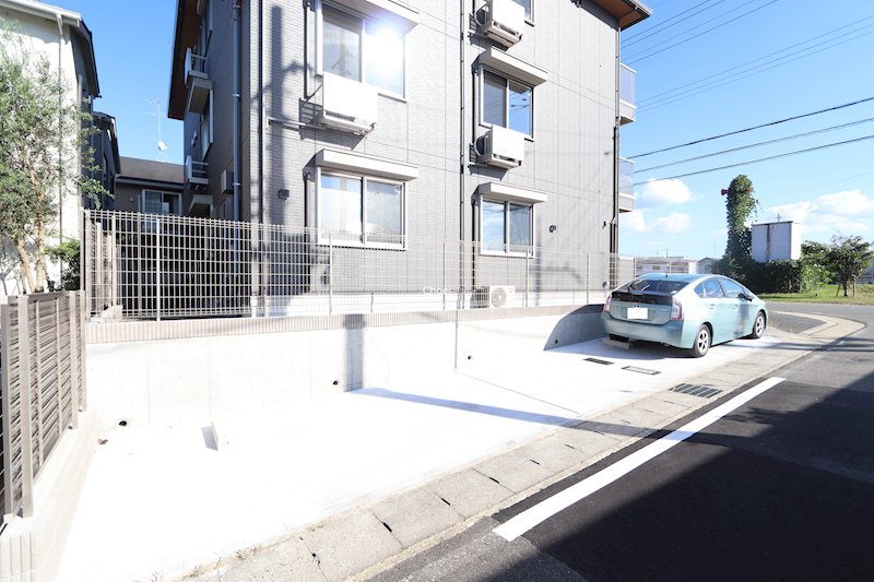 ヴィーヴルグラン 駐車場