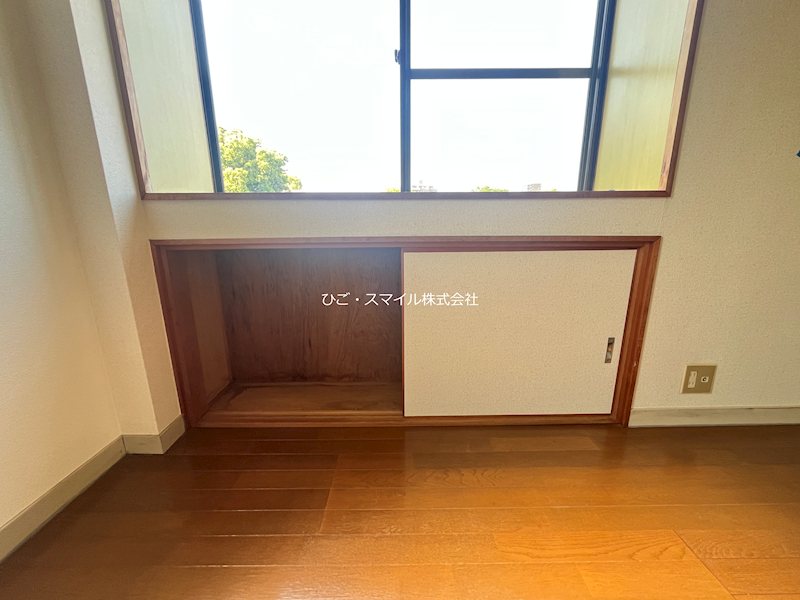 ニューハイツ国府 内装