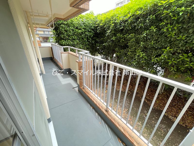白山荘B棟 ベランダ