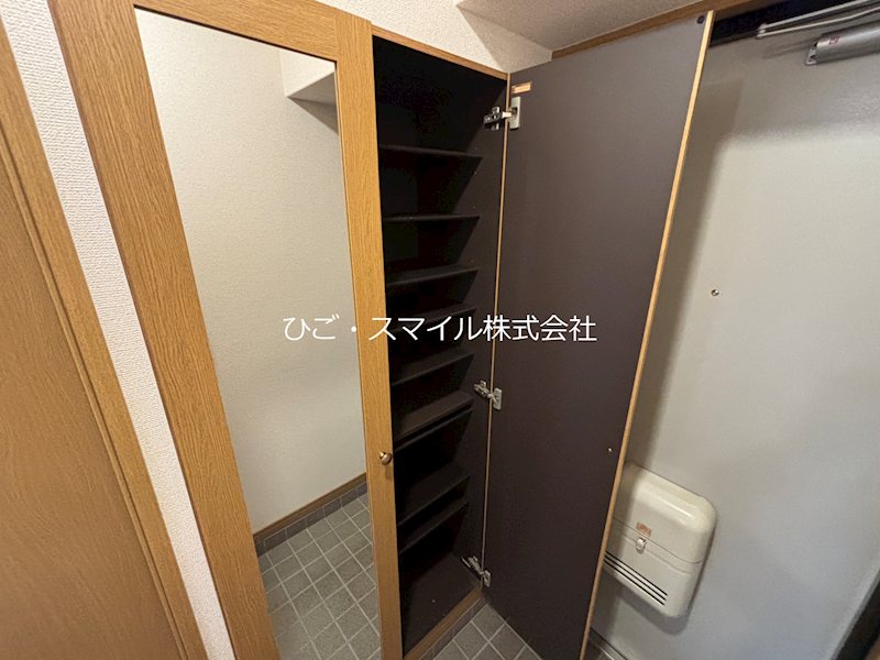 ベルメゾン長嶺 玄関