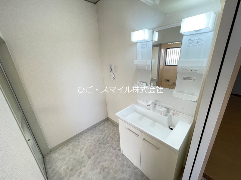 八景水谷2丁目　四宮貸家 洗面所
