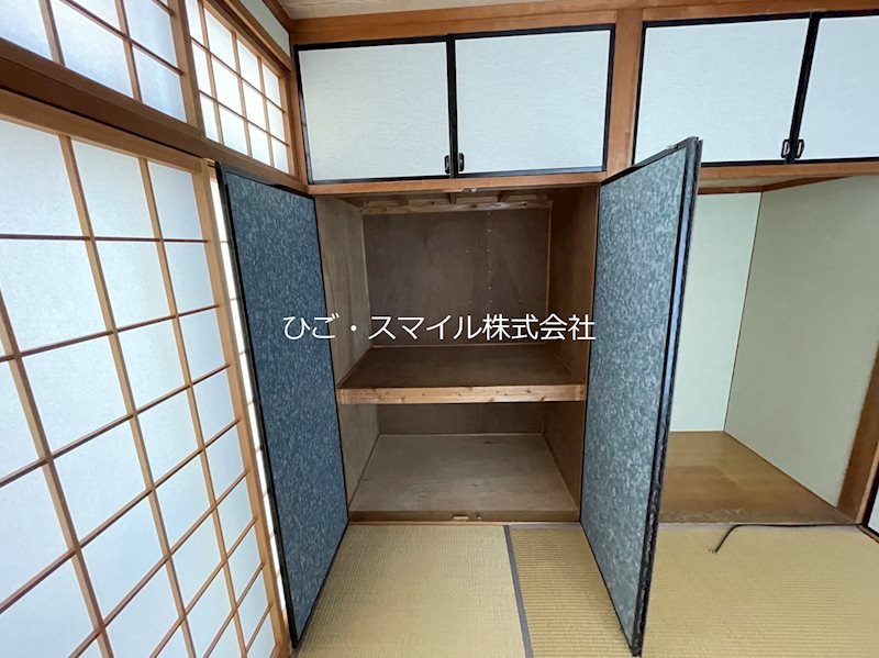 八景水谷2丁目　四宮貸家 収納