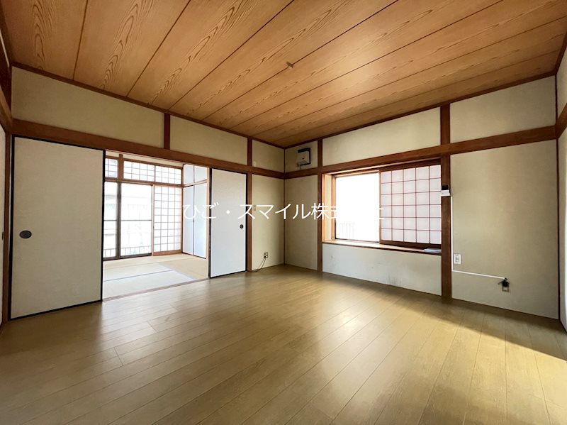 八景水谷2丁目　四宮貸家 リビング