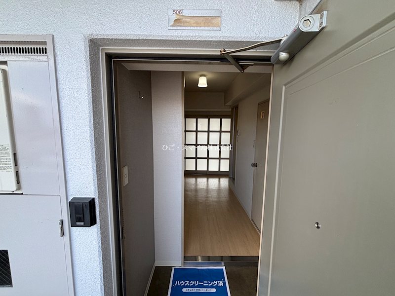 パレドール健軍 玄関
