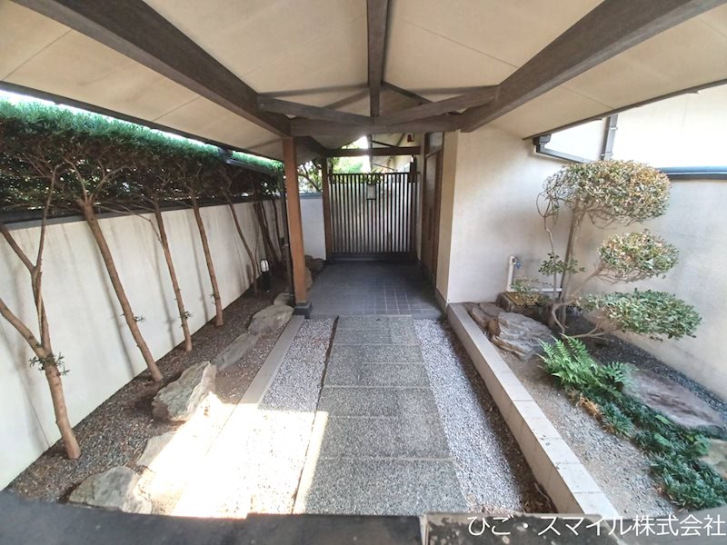 月出4丁目貸家 エントランス