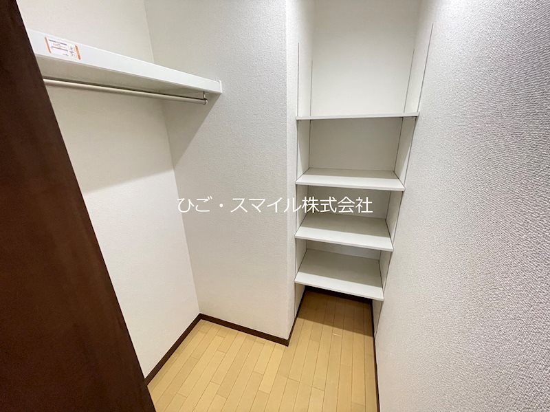 エフィシア新外 収納