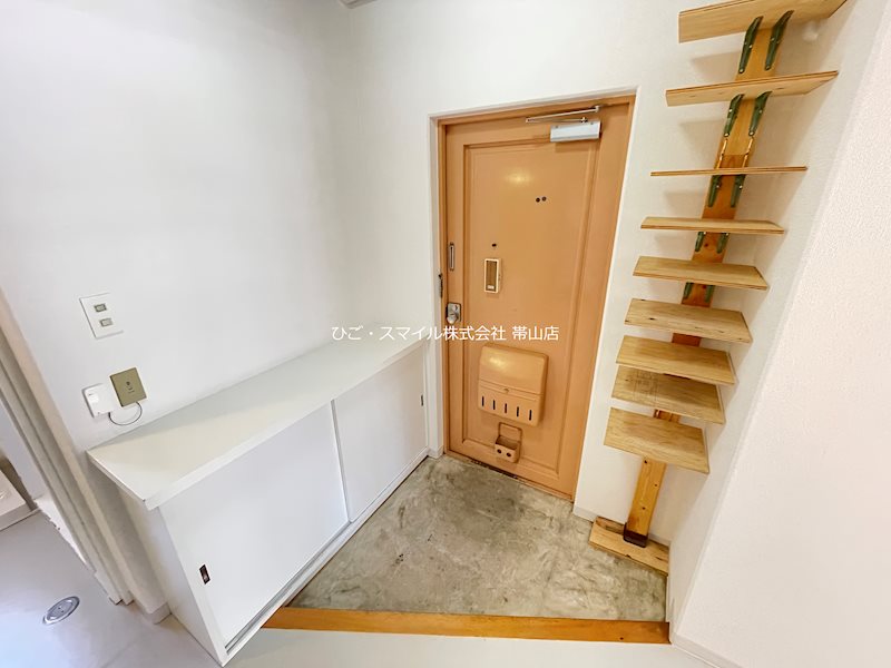 白山荘A棟  玄関