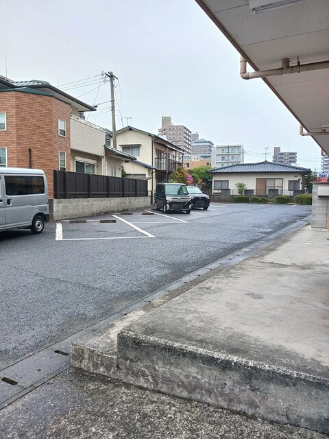 オークヒル本田 駐車場