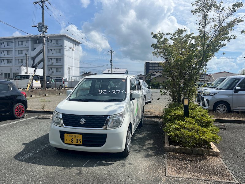 ハイマート万日 駐車場