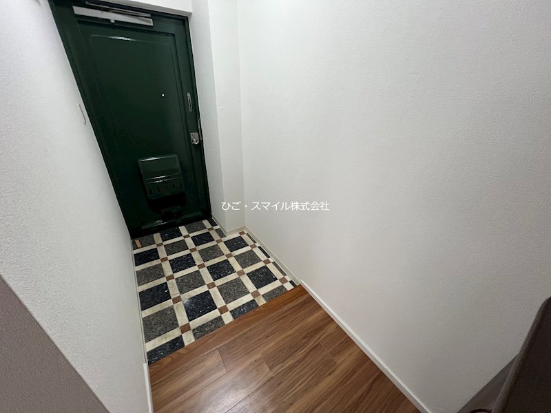 第1梅香園ビル 玄関