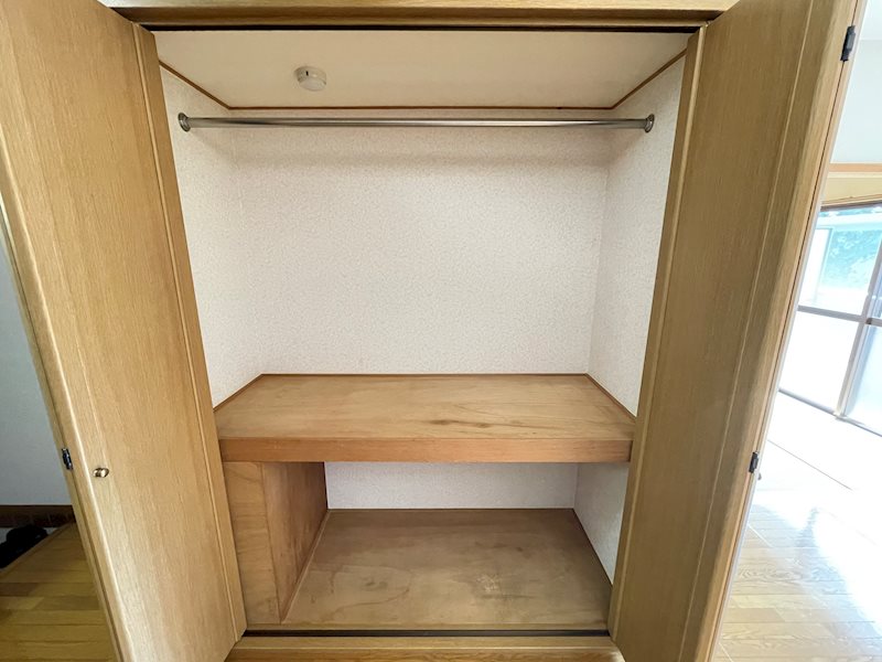 カラサティード  収納