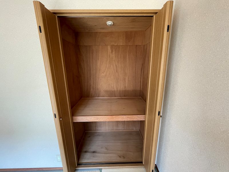 カラサティード  収納