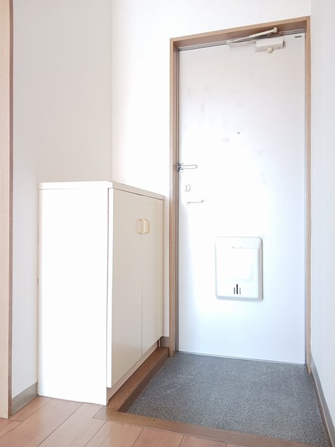 カーサウエダ 玄関