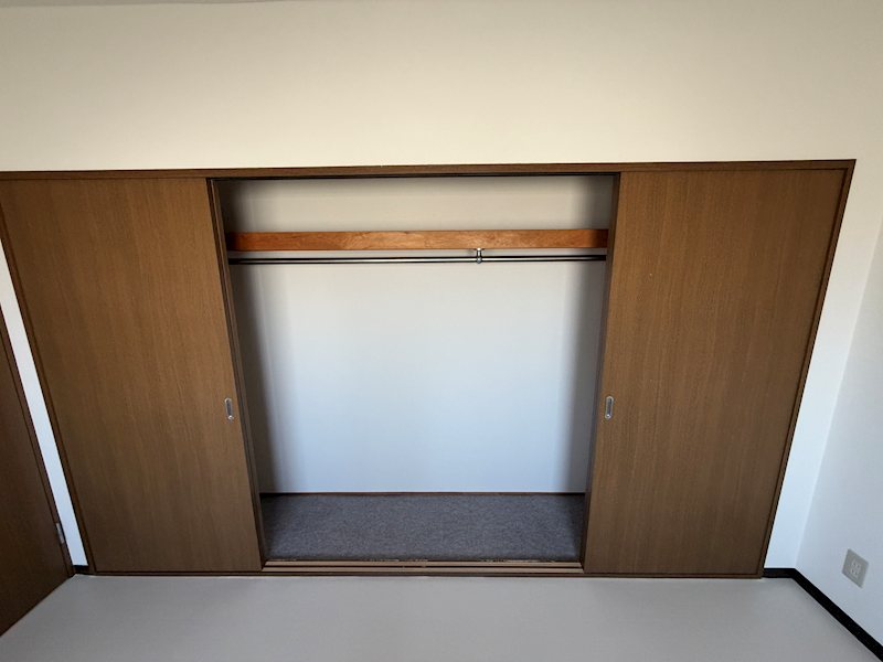 西原ドリームマンション 収納