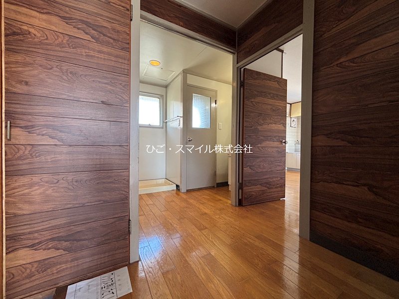 大田マンション 玄関