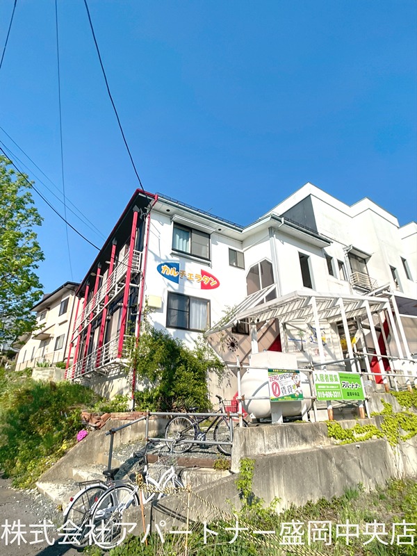 カルチェラタン 外観