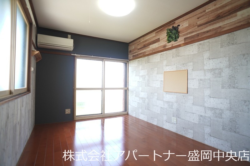 カルチェラタン リビング