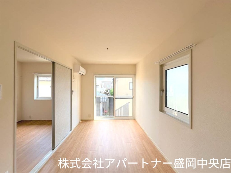グランシード津志田　Ａ リビング