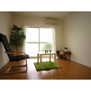 小松島コンパウンド リビング