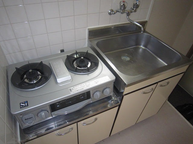 小松島コンパウンド キッチン