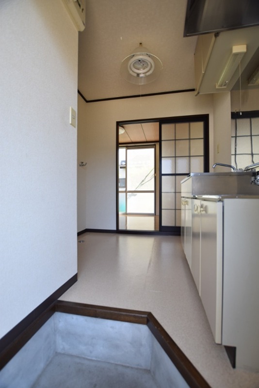 メゾンキクタ 玄関