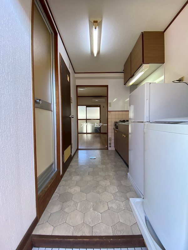 ジュライハイツ紫原 玄関