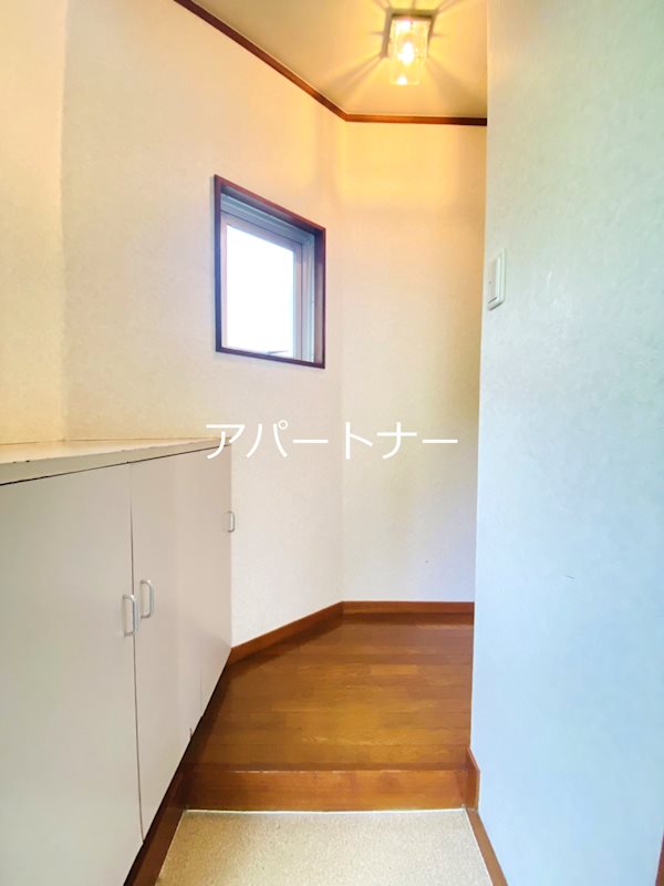 オアシス　永吉　 玄関