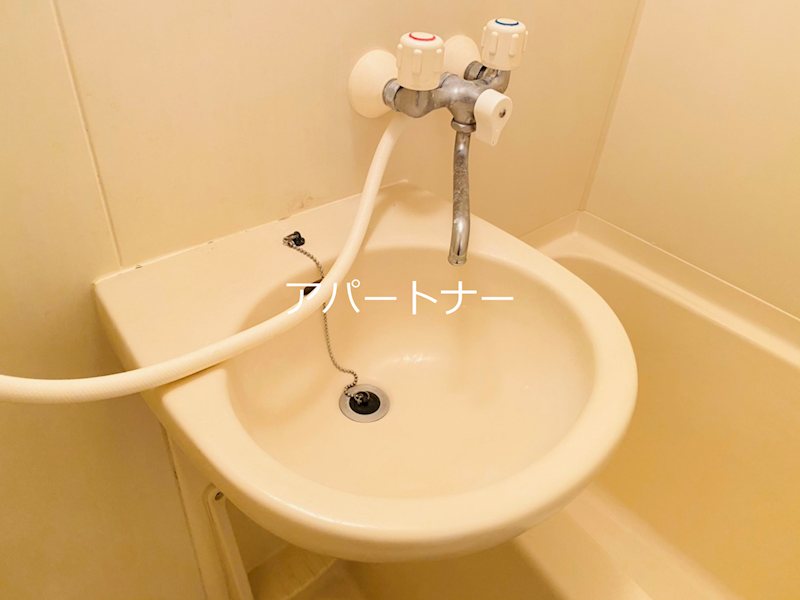 アーバンパレス新屋敷 洗面所