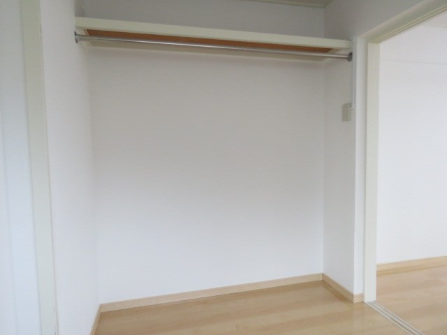 アムティ新屋敷 収納