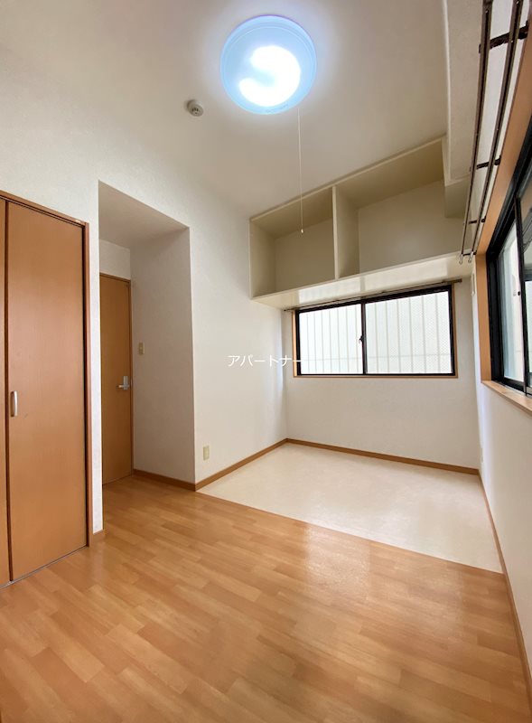 鹿児島県鹿児島市西田２丁目 リビング