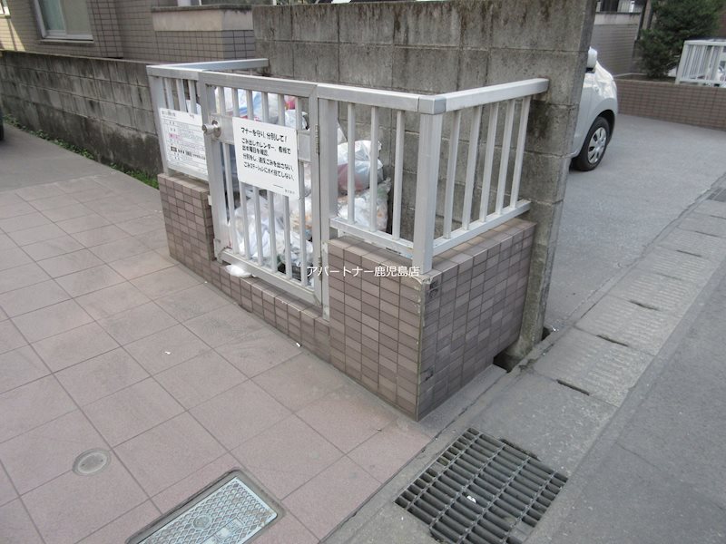鹿児島県鹿児島市武１丁目 エントランス